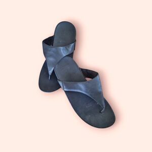 FitFlop LULU  Leather Toe-Post Sandals Thong Triangular Vamp Comfort Shoes 8